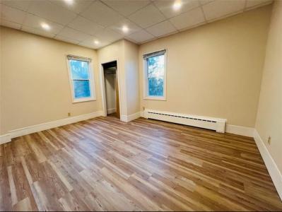 312 Waseca Avenue 1, Barrington, Rhode Island 02806