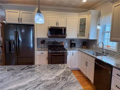 13 Pine Grove Lane, West Greenwich, Rhode Island 02817, États-Unis