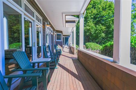 138 Green End Avenue, Middletown, Rhode Island 02842