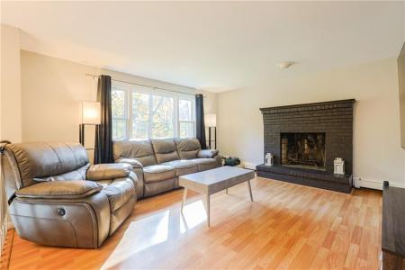 815 Pound Hill Road, North Smithfield, Rhode Island 02896, Estados Unidos