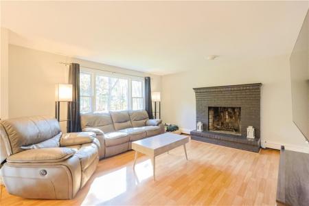 815 Pound Hill Road, North Smithfield, Rhode Island 02896, Estados Unidos