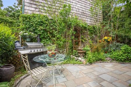 74 Third Street 3, Newport, Rhode Island 02840