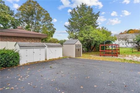 474 Chapel Street, Burrillville, 罗得岛 02830, 美国