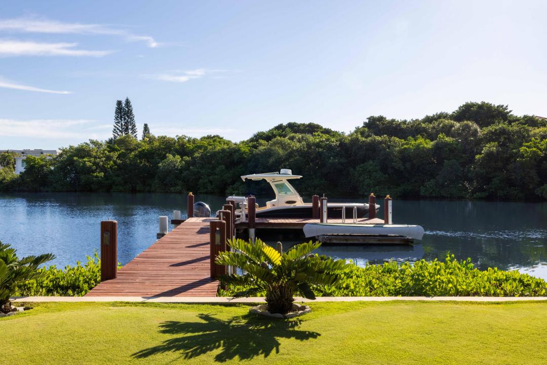 310 N Atlantic Drive, Lantana, Florida 33462, USA