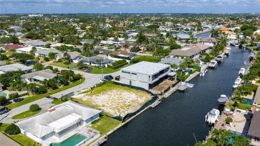 3940 NE 30th Ave, Lighthouse Point, Florida 33064