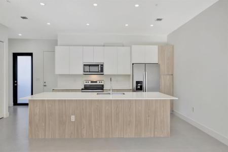 4208 NE 7th Ter, Oakland Park, Florida 33334