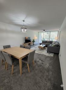 5100 SW 64th Ave 201A, Davie, Florida 33314, USA