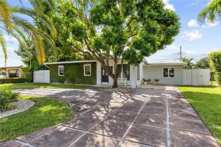 5344 SW 90th Ct, Miami, Florida 33165, USA