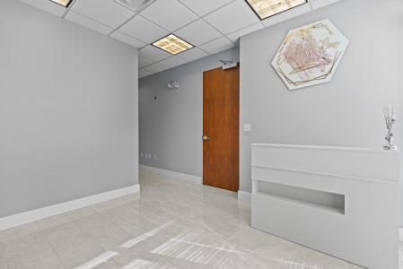 8200 SW 117th Avenue 104, Miami, Floryda 33183, USA