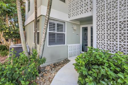 320 S Ocean Boulevard L-P, Delray Beach, Florida 33483