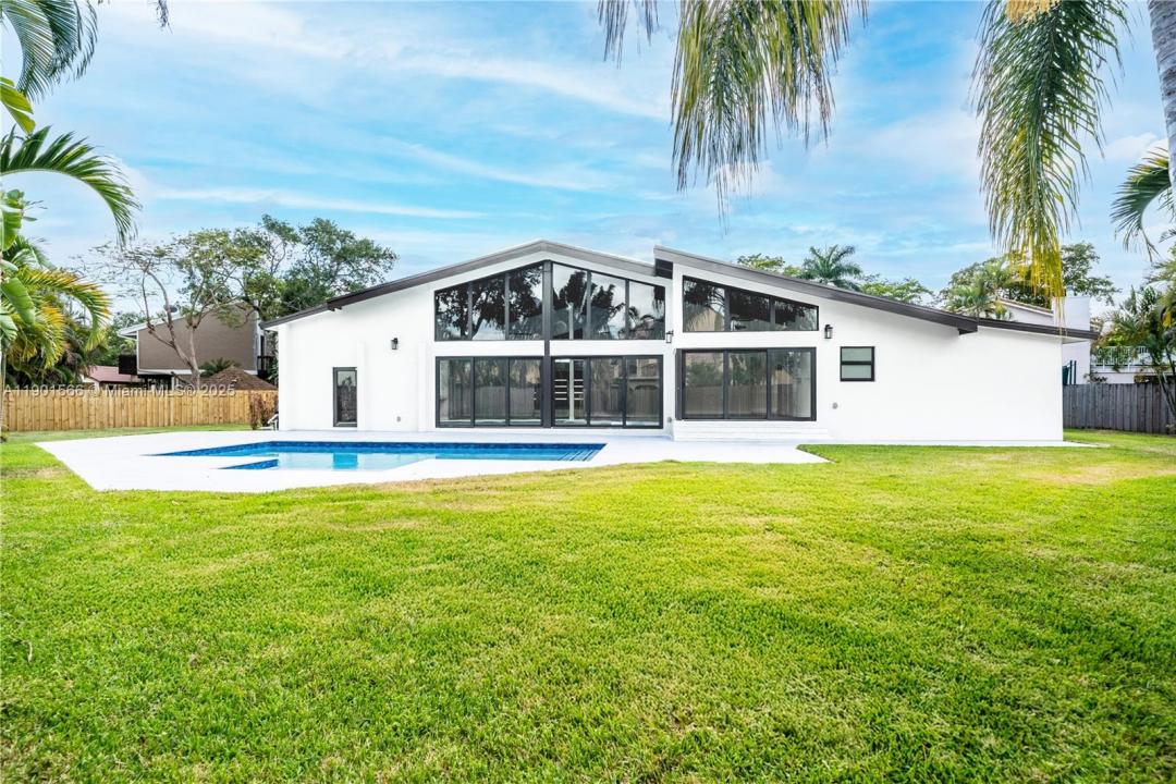 842 W Coco Plum Cir, Plantation, Florida 33324