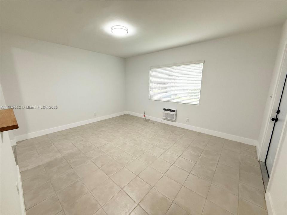 2213 Madison St 6, Hollywood, Флорида 33020, Соединенные Штаты