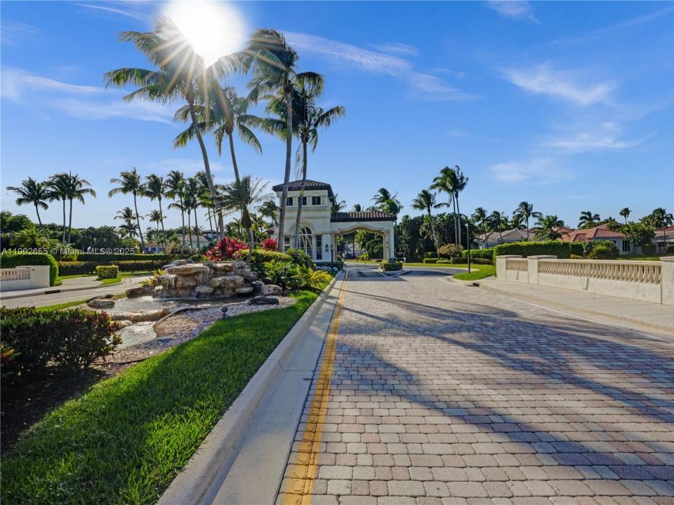 16291 Bristol Pointe Dr, Delray Beach, Florida 33446