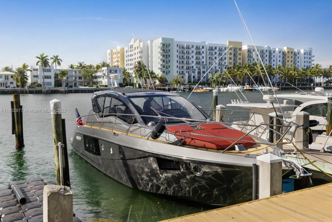 7928 East Dr 106, North Bay Village, Florida 33141