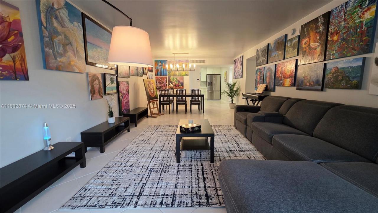 3360 Spanish Moss Ter 104, Lauderhill, Florida 33319, USA