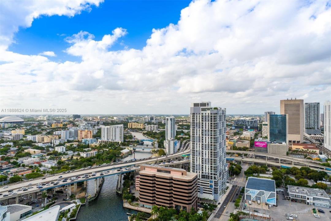 185 SW 7th St 3605, Miami, Floride 33130, États-Unis