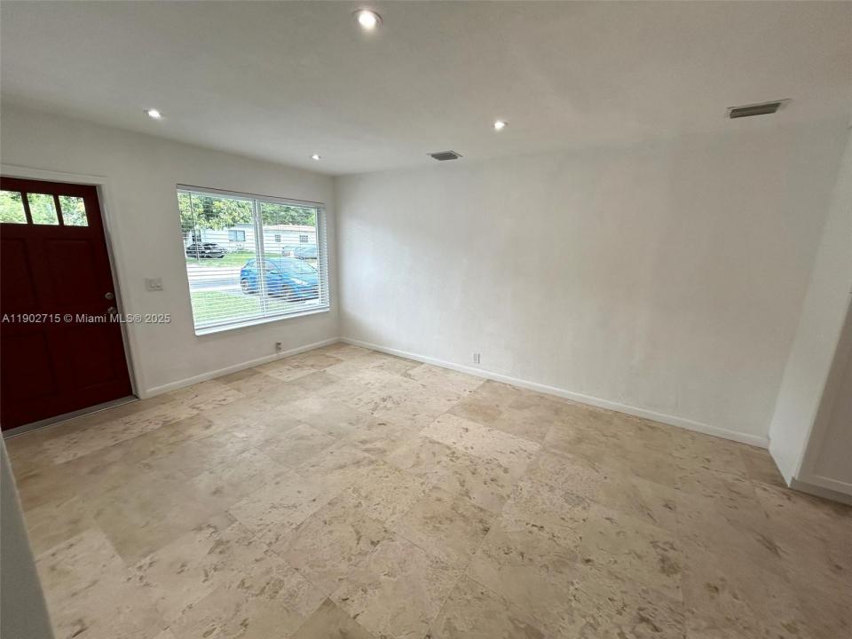 1584 NE 110th Ter 1584, Miami, فلوريدا 33161, الولايات المتحدة