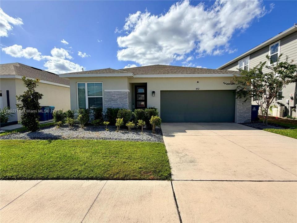 1052 Sugarwood St, Davenport, 佛罗里达州 33837, 美国