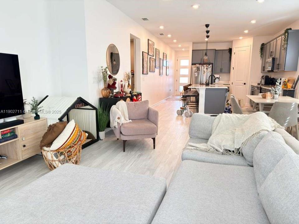 1052 Sugarwood St, Davenport, 佛罗里达州 33837, 美国