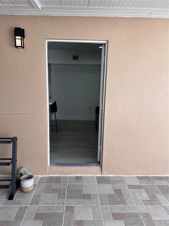 934 SW 75th Ave #7501, Miami, Florida 33144, Estados Unidos