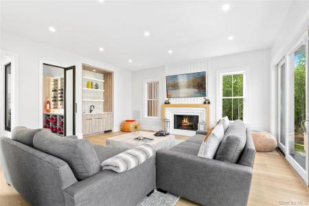 94 Merchants Path, Southampton, ניו יורק 11962, ארצות הברית של אמריקה