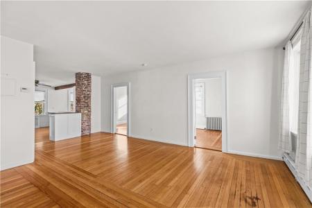 24 Atlantic Street, Newport, Rhode Island 02842, USA