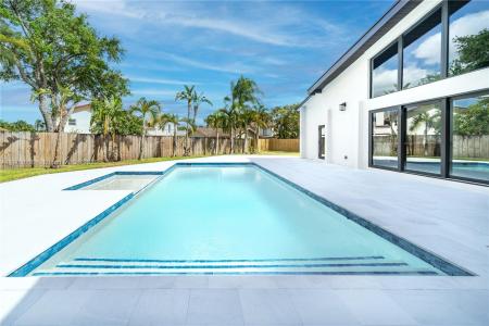 842 W Coco Plum Cir, Plantation, Florida 33324, USA