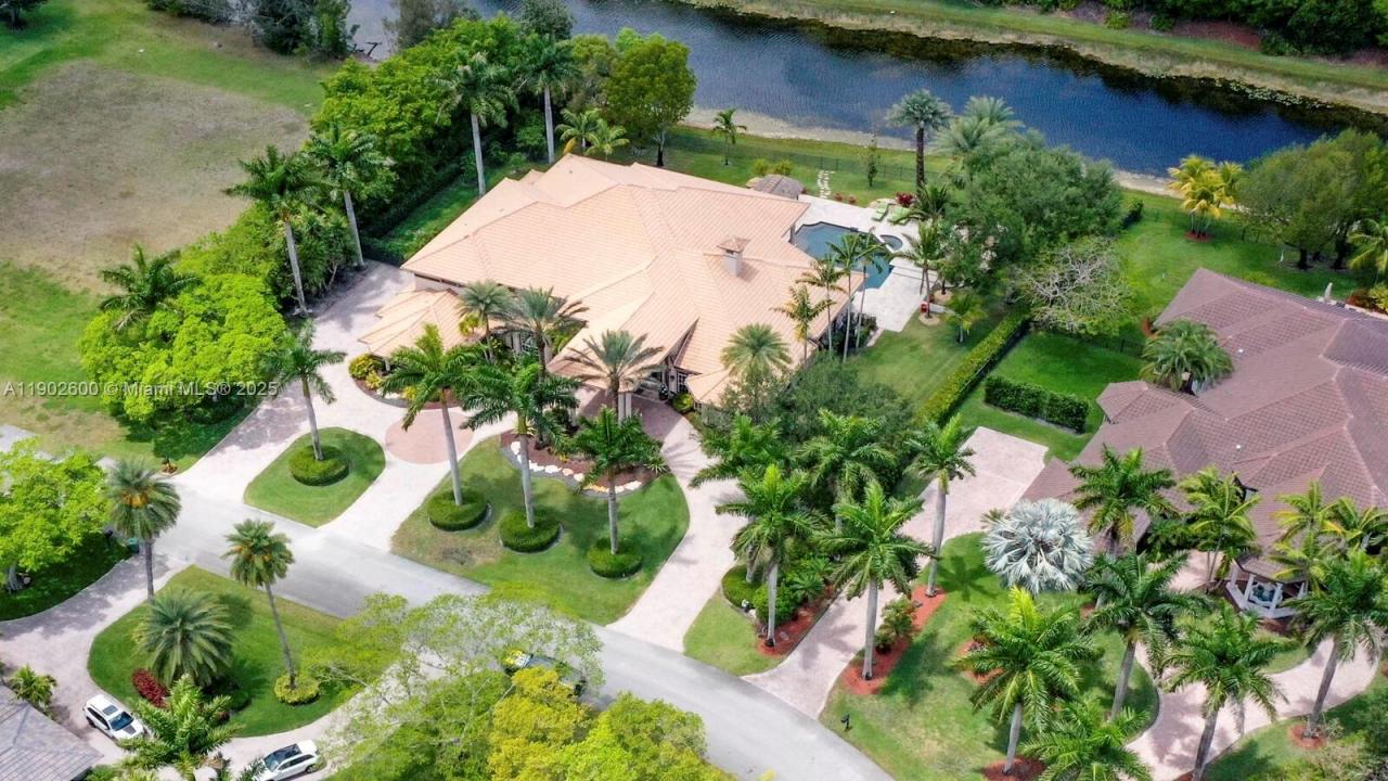 3828 Pine Lake Dr, Weston, פלורידה 33332, ארצות הברית של אמריקה