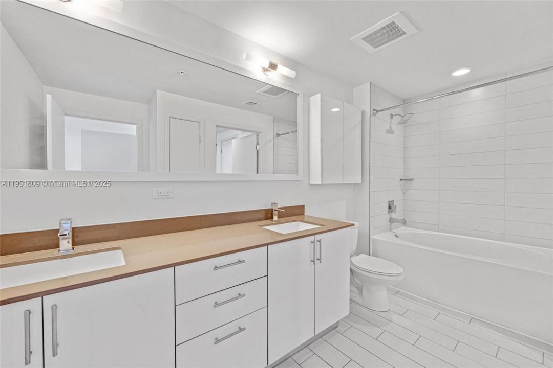 999 SW 1st Avenue 2509, Miami, פלורידה 33130, ארצות הברית של אמריקה