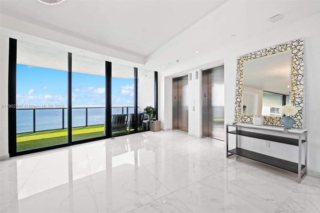 18555 Collins Ave 2405, Sunny Isles Beach, Flórida 33160, Estados Unidos