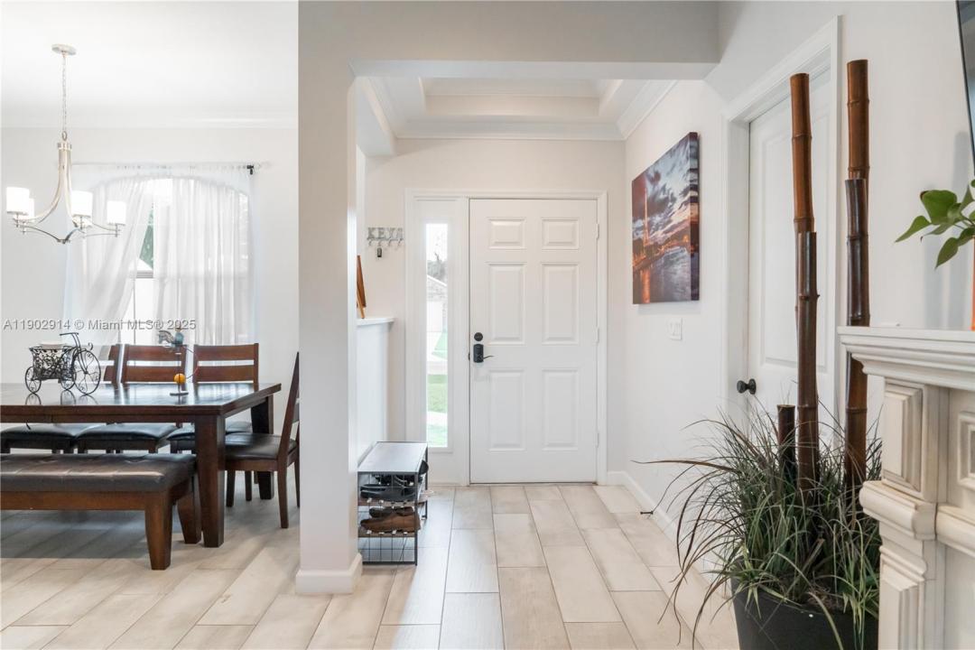 6709 NW Dorothy St, Port St. Lucie, Floryda 34983, USA