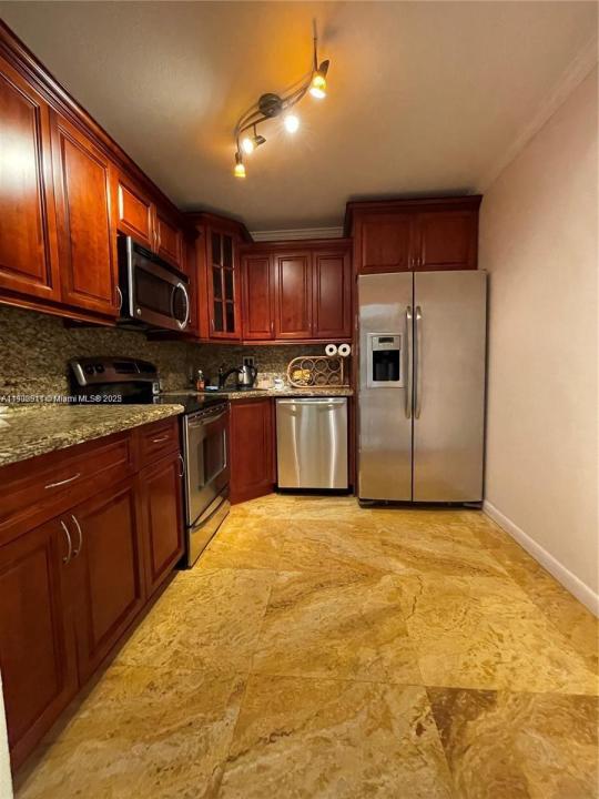 600 Three Islands Blvd 1814, Hallandale Beach, 佛罗里达州 33009, 美国