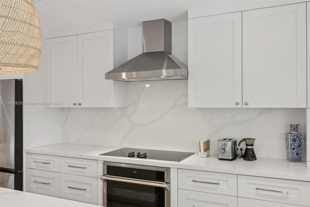 2105 SW 98th Ave, Miami, Florida 33165, Stati Uniti