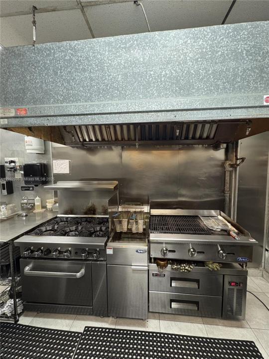 Miami, 佛羅里達州 33166, 美國