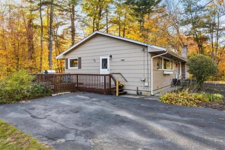 130 Hill Road, Burrillville, Rhode Island 02830, États-Unis