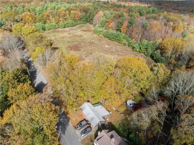 Jackson Schoolhouse Road, Burrillville, Rhode Island 02859, Stati Uniti