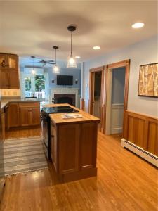 9 Potter Street, Newport, Rhode Island 02840