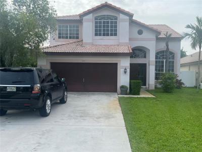 343 SW 183rd terr, Pembroke Pines, Florida 33029