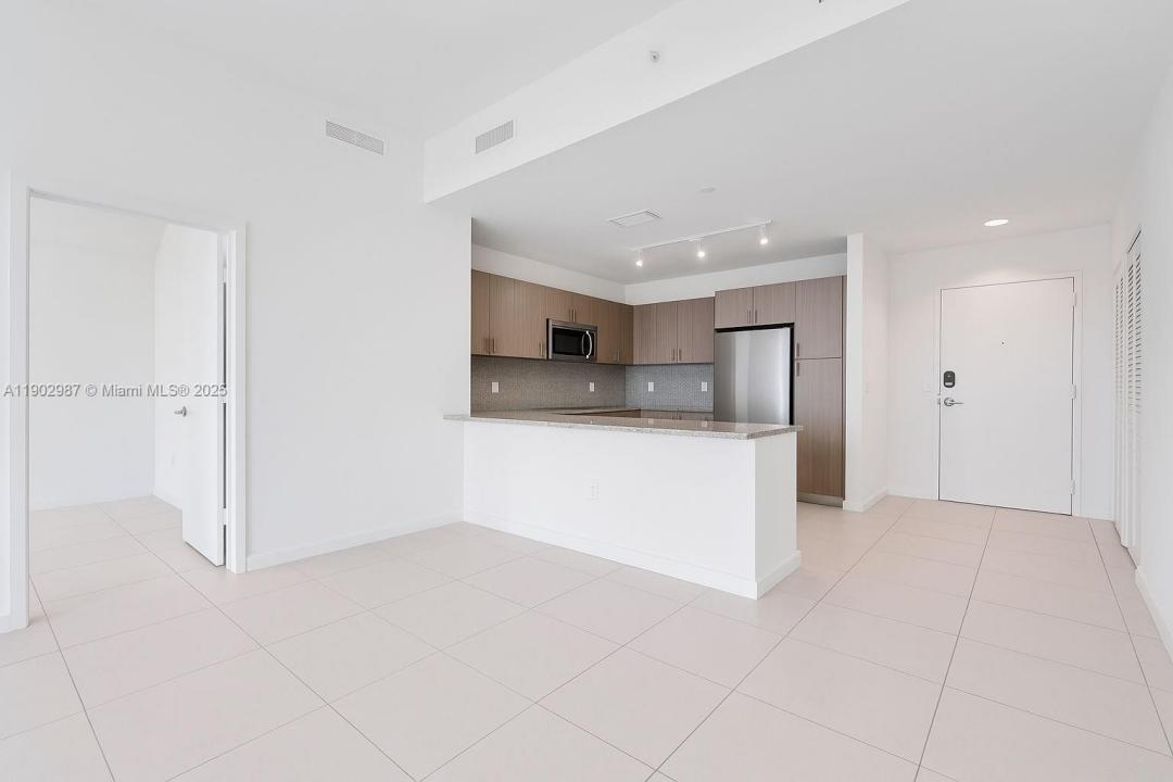 5350 NW 84th Ave 1905, Doral, Florida 33166, Estados Unidos