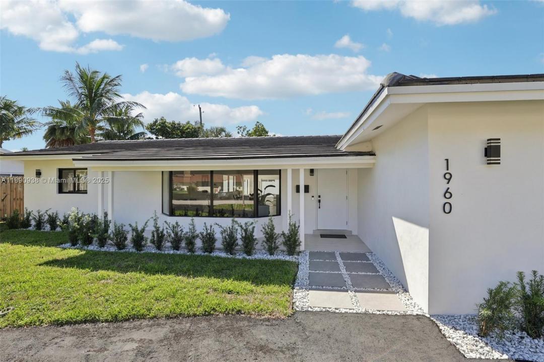 1960 NE 32nd St, Lighthouse Point, 佛罗里达州 33064, 美国