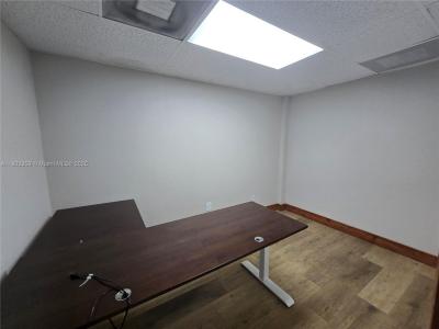 3580 NW 32nd St, Miami, Florida 33142, USA