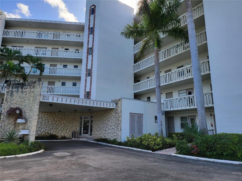 3181 S Ocean Dr 306, Hallandale Beach, フロリダ 33009, アメリカ合衆国