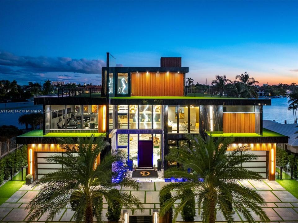 733 Middle River Dr, Fort Lauderdale, 佛罗里达州 33304, 美国