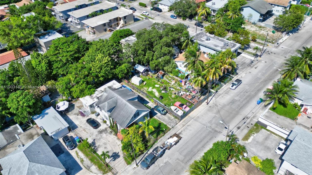 428 NW 10th Ave, Miami, Floride 33128, États-Unis