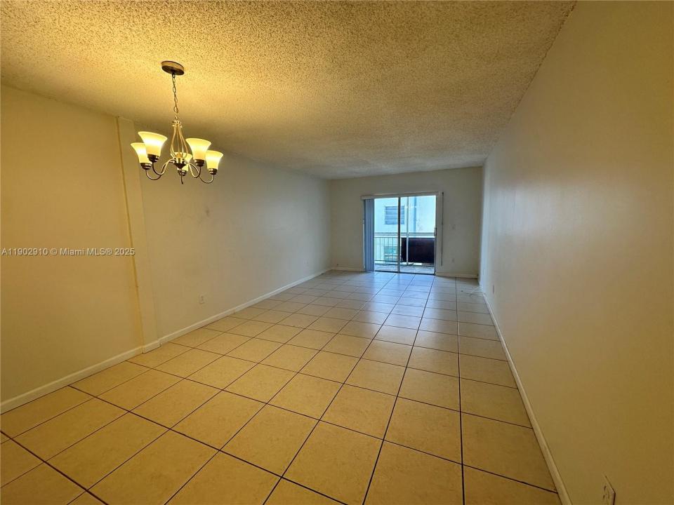 13685 NE 10th Ave 209, North Miami, Floride 33161, États-Unis