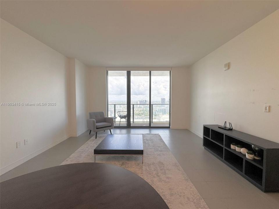 1600 NE 1st Ave 3417, Miami, Flórida 33132, Estados Unidos