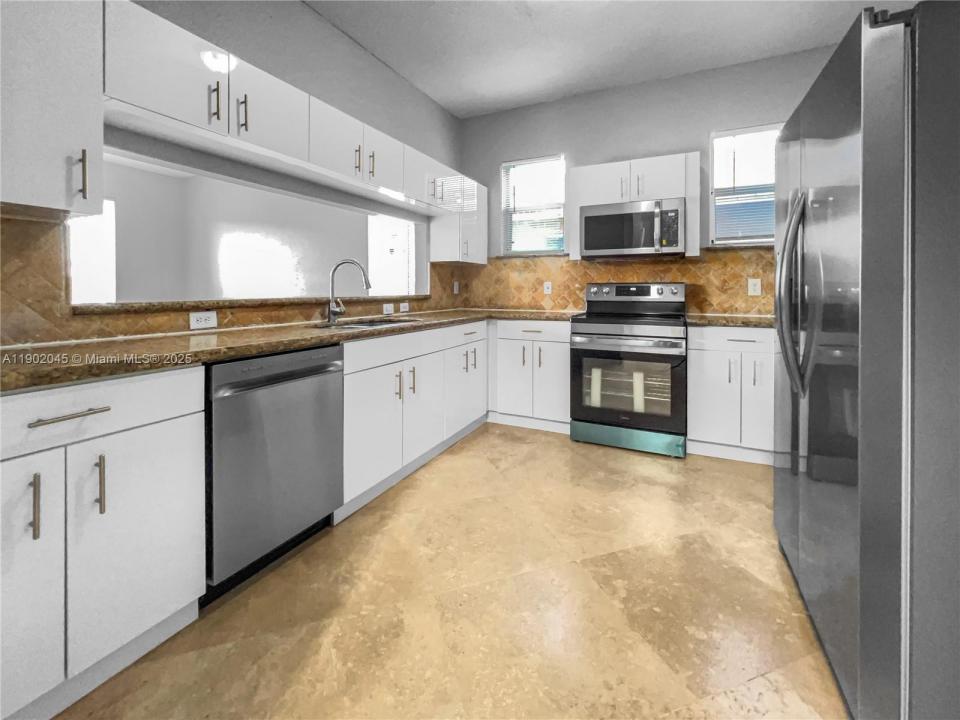 1736 NE 9th Dr 1736, Homestead, Florida 33033