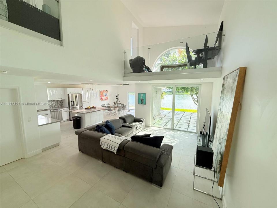 10626 NW 7th St 10626, Pembroke Pines, フロリダ 33026, アメリカ合衆国