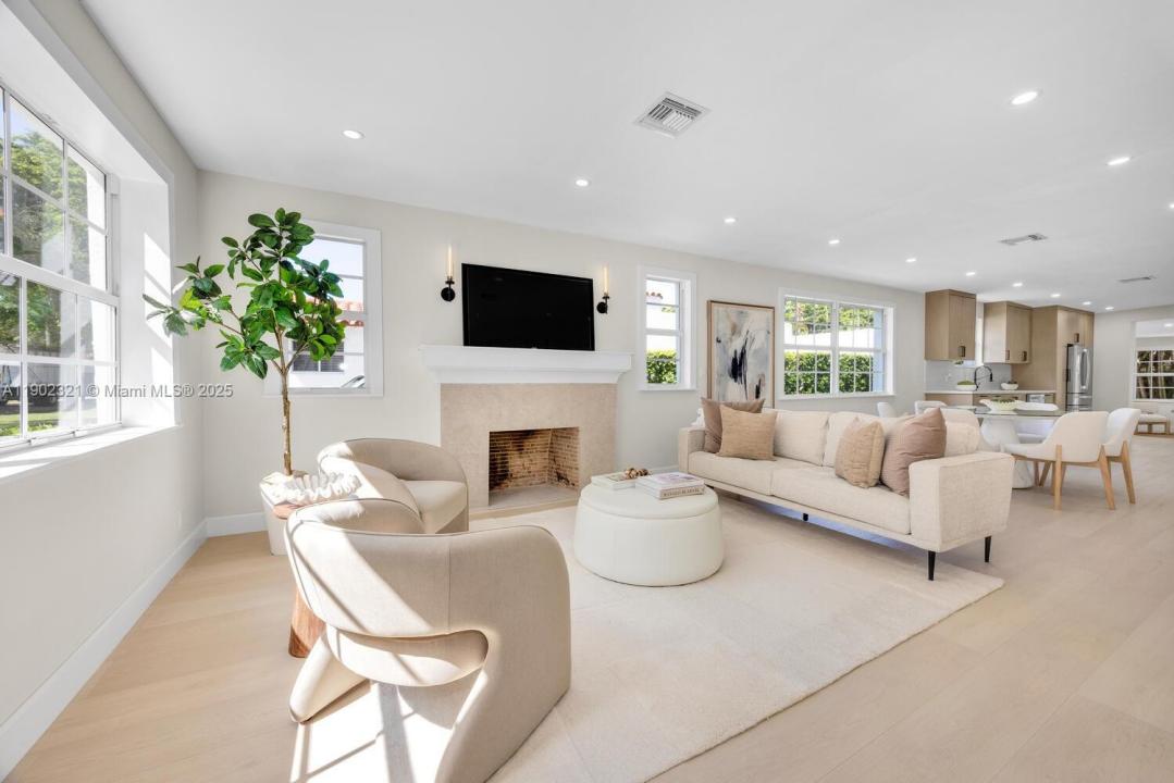 1213 La Mancha Ave, Coral Gables, Florida 33134, Estados Unidos