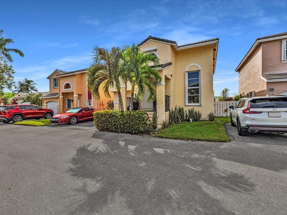 875 NW 99th Ave, Plantation, Floride 33324, États-Unis